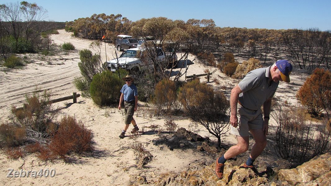 02-Heidi & Peter start the walk to Milmed Rock.JPG